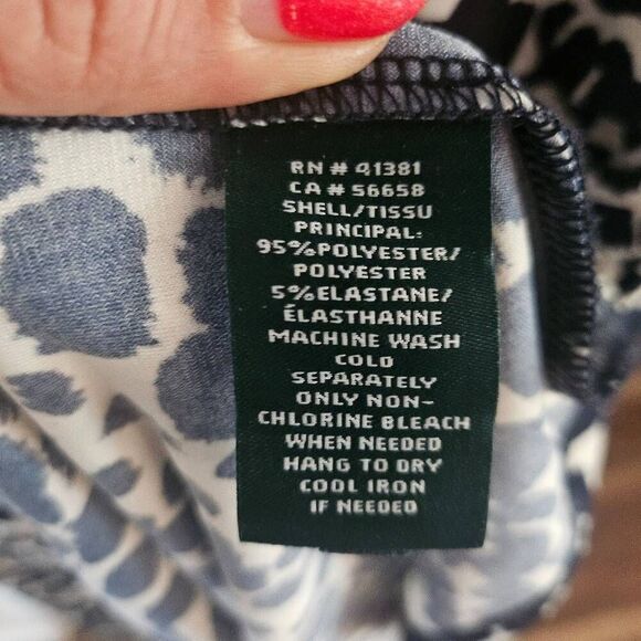 NWOT LAUREN Ralph Lauren Animal/Abstract Print Flattering V-neck Wrap-style Shea - Picture 6 of 6